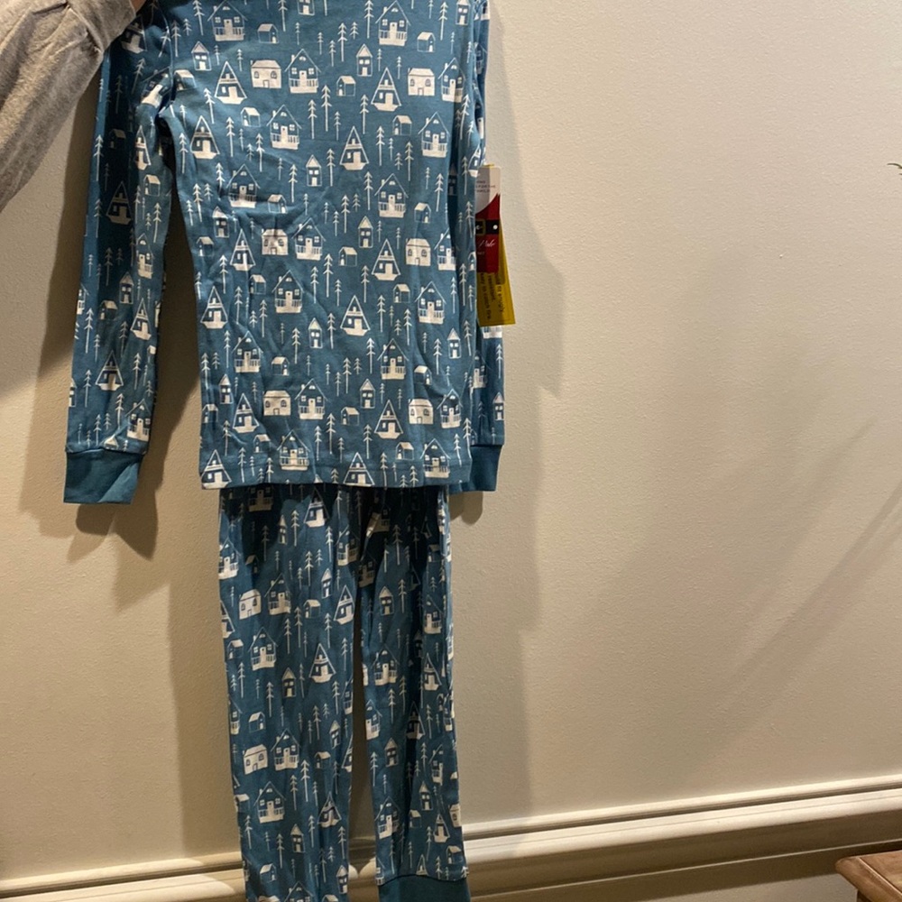 2 piece pjs
